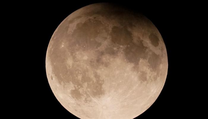 पृथ्वीवर पण चंद्रावरसुद्धा कोरोना काळात लॉकडाऊनचे दिसले परिणाम