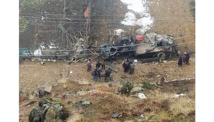 जम्मू-काश्मीर मध्ये लष्कराचा ट्रक दरीत कोसळून 2 जवान शहीद