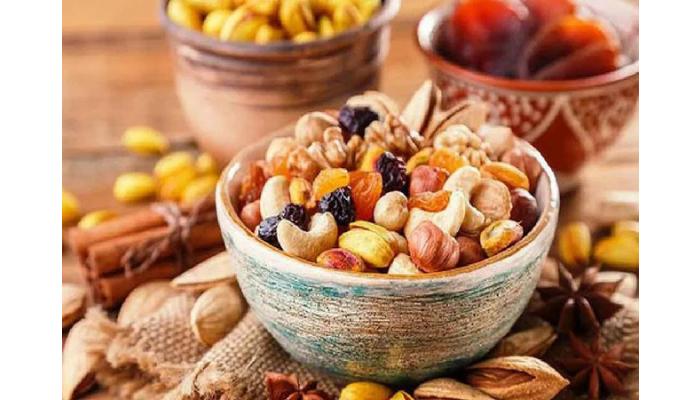 मुलांच्या निरोगी आरोग्यासाठी ड्राय फ्रुट्सचे सेवन फायदेशीर