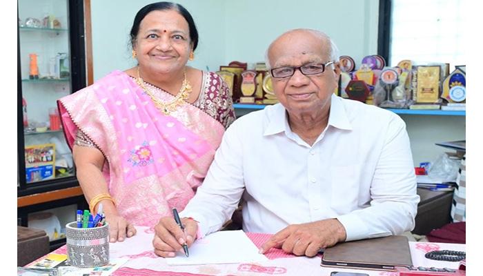 ज्येष्ठ पत्रकार अरविंद मेहता व सौ इंदुमती मेहता यांच्या अमृत महोत्सवानिमित्त नागरी सत्काराचे आयोजन